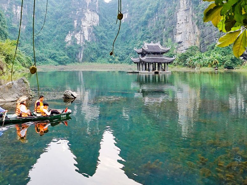 Trang An Boat Tour - Route 2